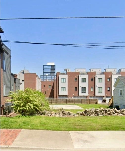 1326 3rd Ave, Nashville, TN 37208