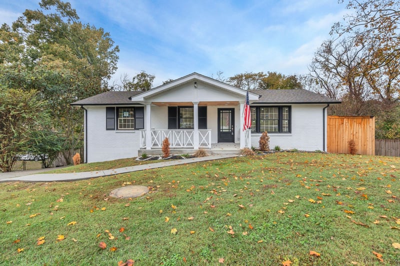 7025 Bonnafair Dr, Hermitage, TN 37076