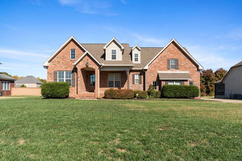 2027 Alycia Way, Pleasant View, TN 37146