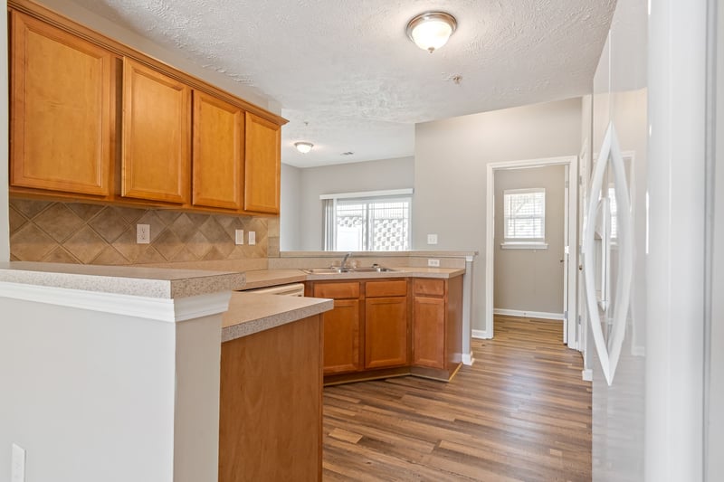 1020 Somerset Springs Dr, Spring Hill, TN 37174