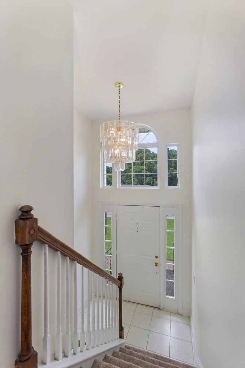 647 Durrett Dr, Nashville, TN 37211