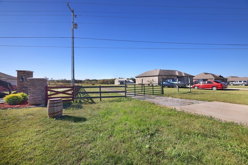 418 Fowler Ford Rd, Portland, TN 37148