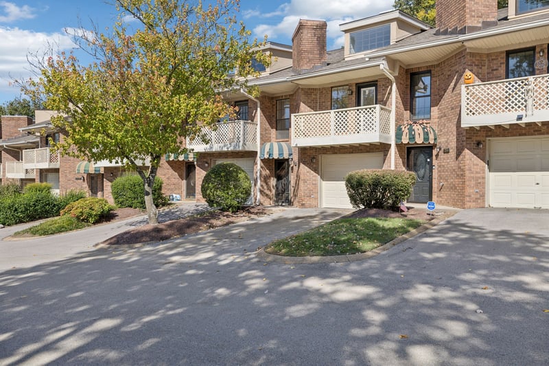 231 Glenstone Cir, Brentwood, TN 37027