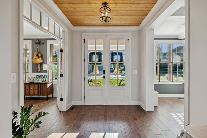 2734 Paddock Park Dr, Thompsons Station, TN 37179