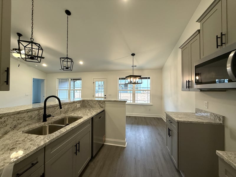 1135 Javier Dr, Springfield, TN 37172