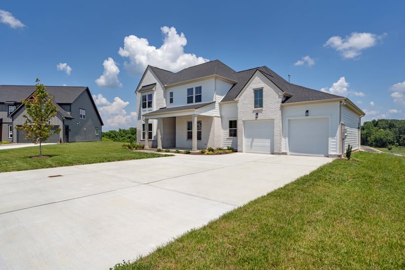 7404 Black Fox Dr, Fairview, TN 37062