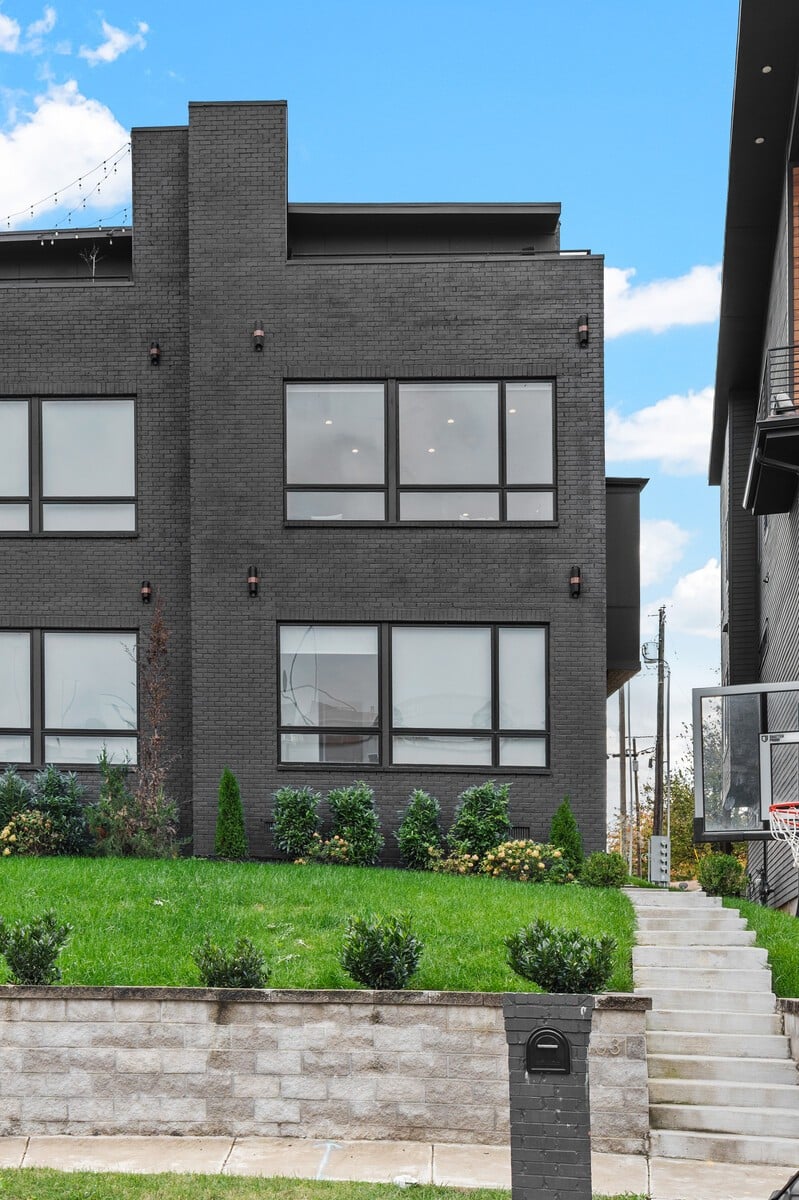 1031 Southside Ct, Nashville, TN 37203