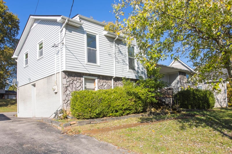 218 Cedarview Dr, Antioch, TN 37013