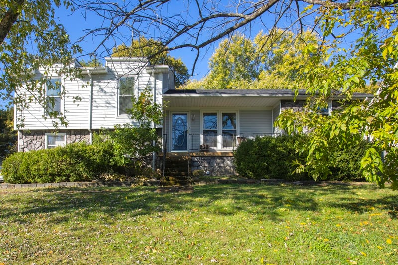 218 Cedarview Dr, Antioch, TN 37013