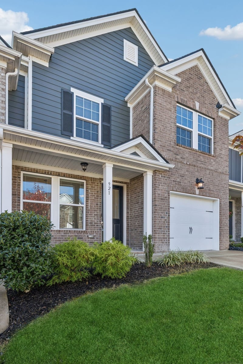 921 Cavan Ln, Mount Juliet, TN 37122