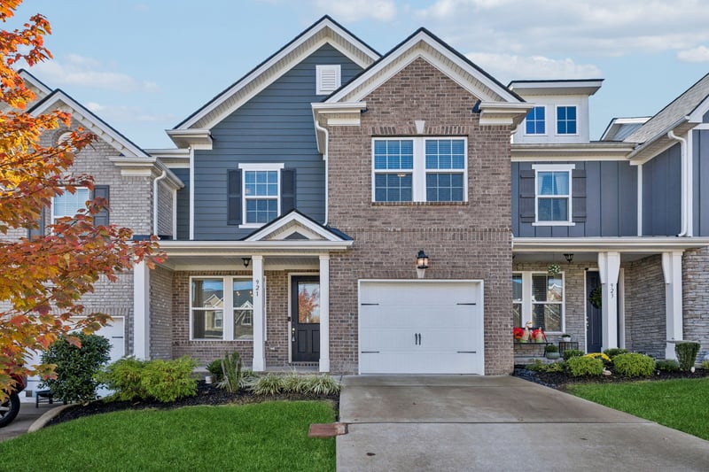 921 Cavan Ln, Mount Juliet, TN 37122