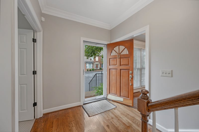 9 Sharonwood Dr, Nashville, TN 37215