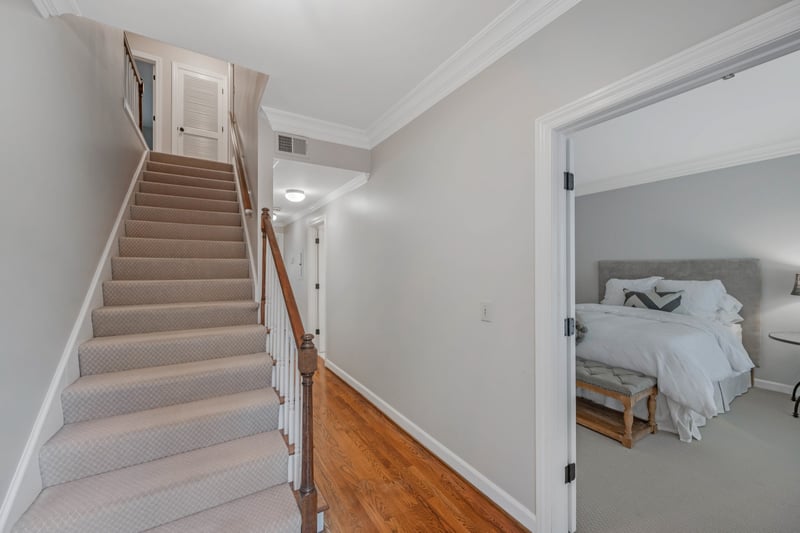 9 Sharonwood Dr, Nashville, TN 37215