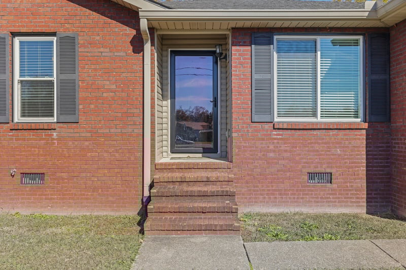 319 June Dr, Lebanon, TN 37087