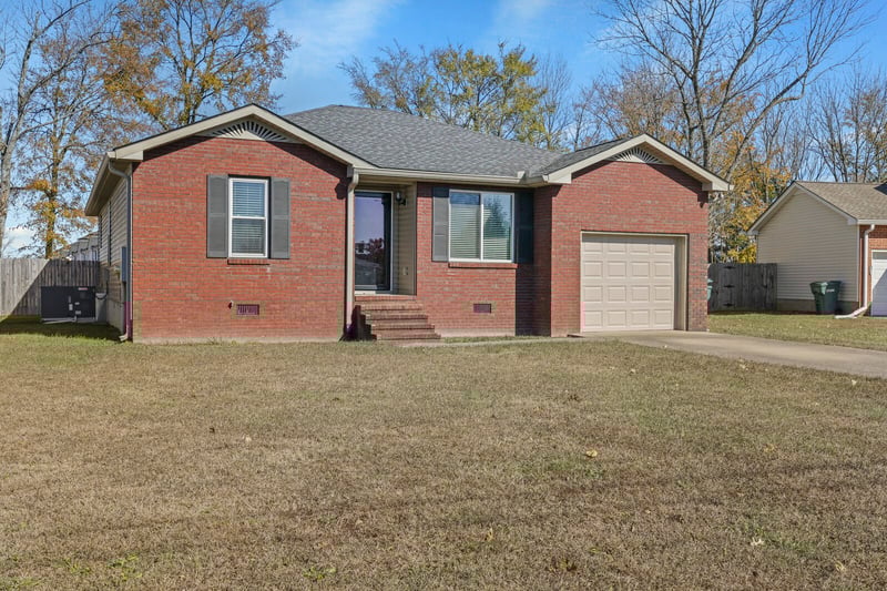 319 June Dr, Lebanon, TN 37087