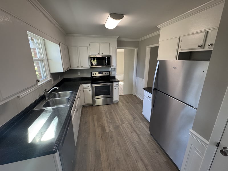 1403 Avon Rd, Murfreesboro, TN 37129