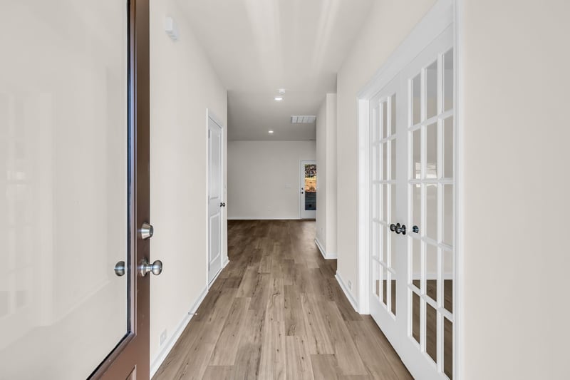 537 Nightengale Ridge Dr, Columbia, TN 38401