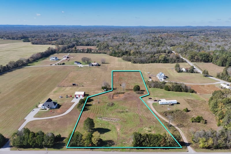3520 Arthur Sampson Rd, Lewisburg, TN 37091