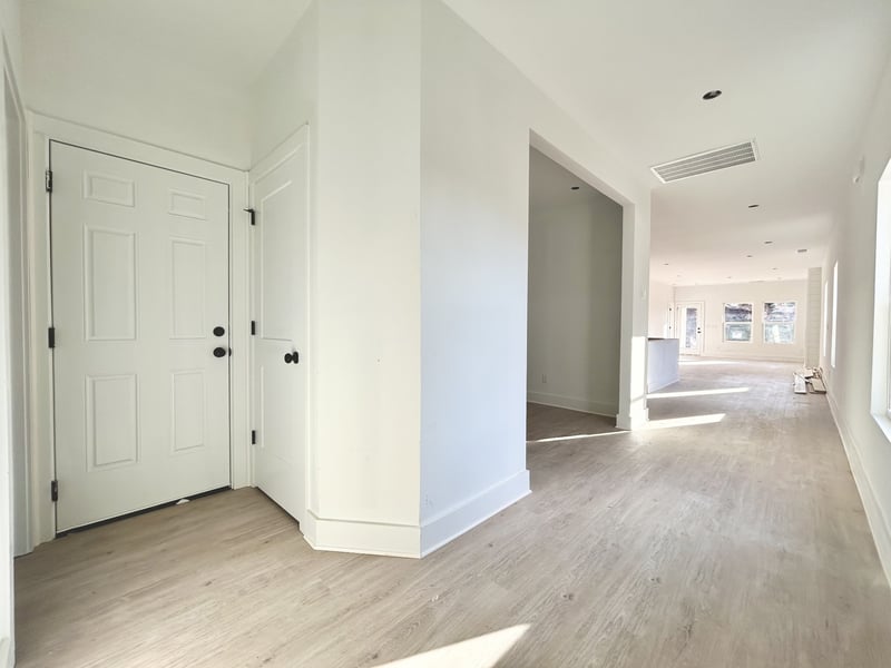 549 Canal Cir, Nashville, TN 37214