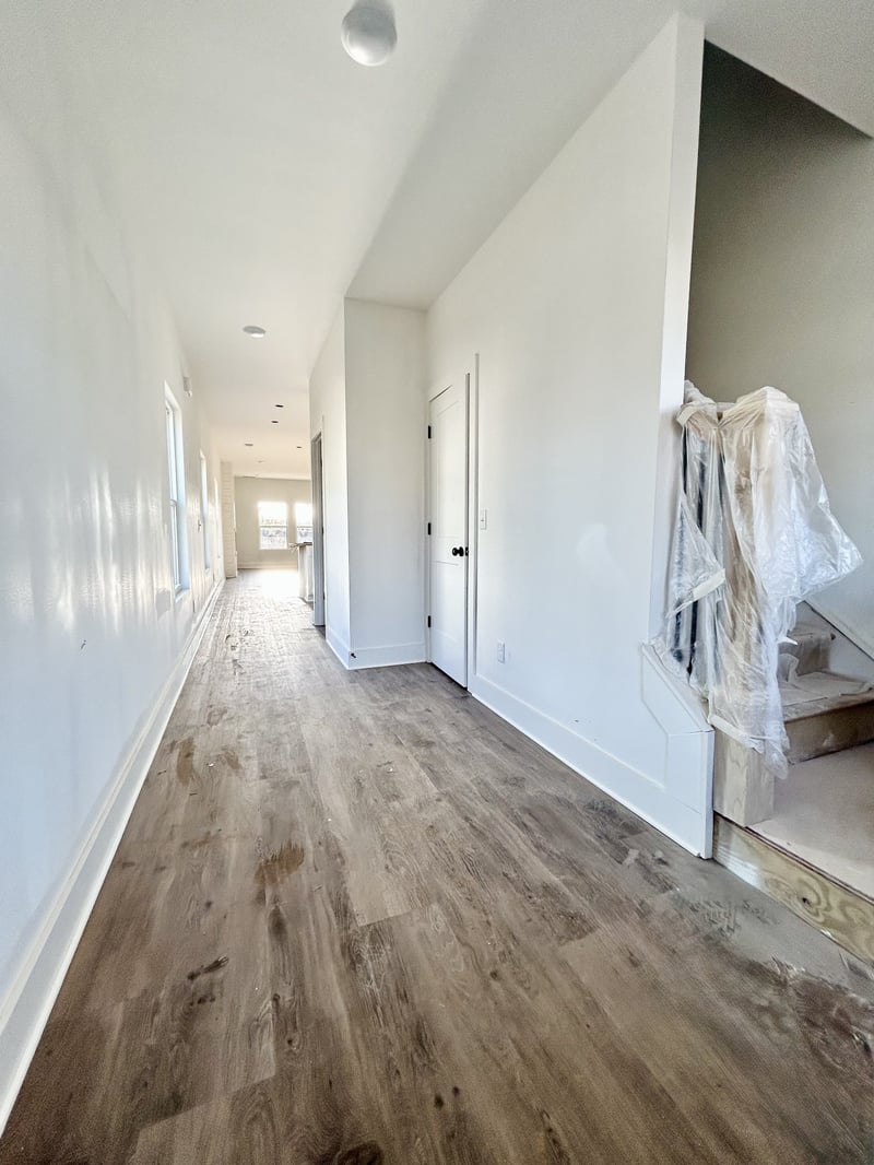 553 Canal Cir, Nashville, TN 37214