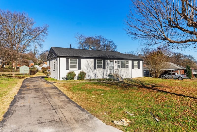 2906 Lakeland Dr, Nashville, TN 37214