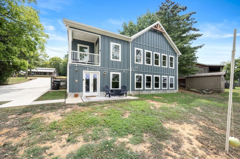 5493 Vanderbilt Rd, Old Hickory, TN 37138