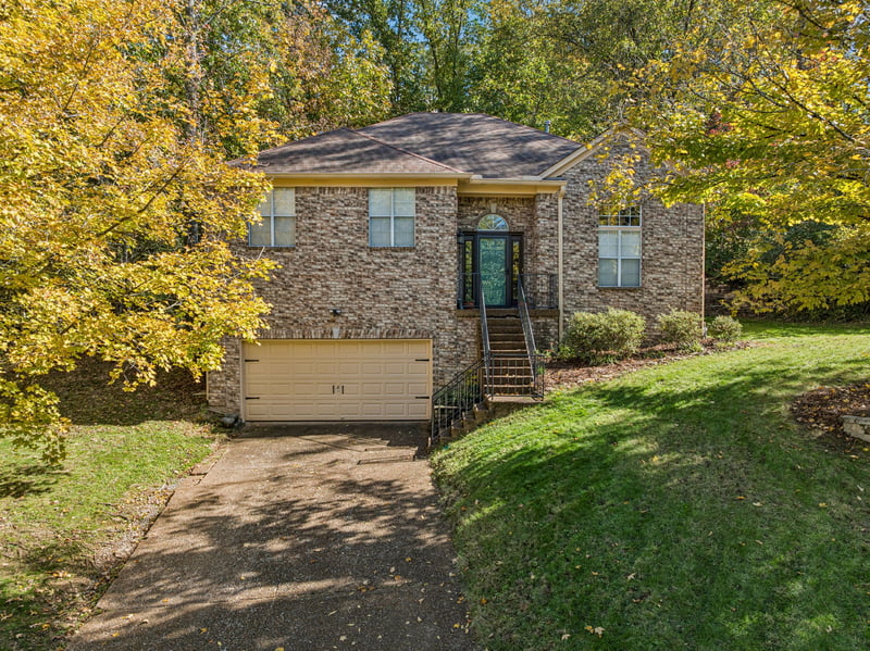 1405 Whitetail Ct, Hermitage, TN 37076