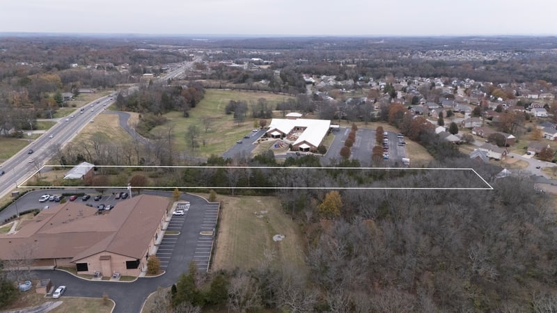 2825 N Mount Juliet Rd, Mount Juliet, TN 37122