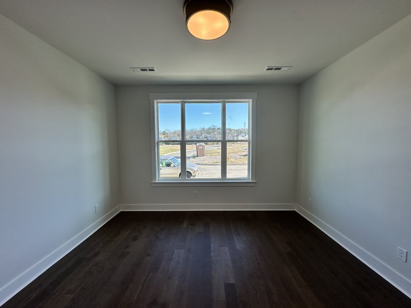 2072 Conductor Ln, Thompsons Station, TN 37179