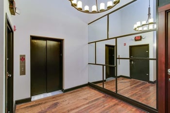 112 2nd Ave #9, Nashville, TN 37201