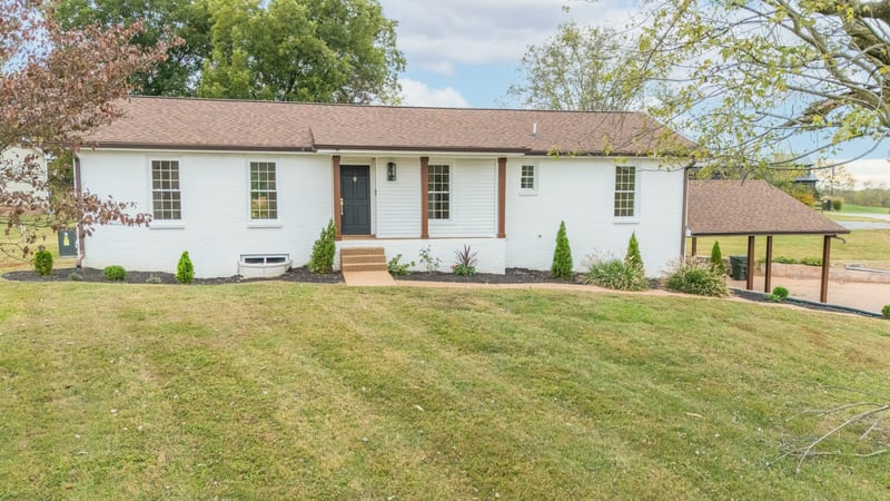 1041 Connie Dr, Gallatin, TN 37066