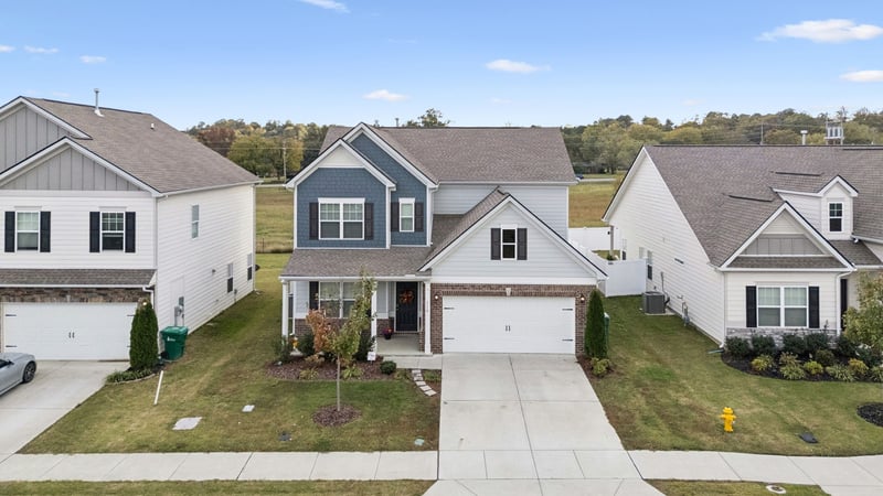 110 Gatwick Dr, Lebanon, TN 37087