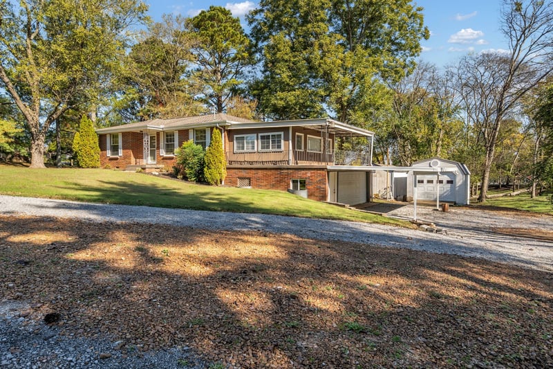 110 Sterling Ct, Hendersonville, TN 37075