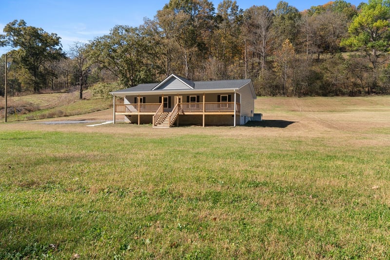 51 Kemp Hollow Rd, Pleasant Shade, TN 37145