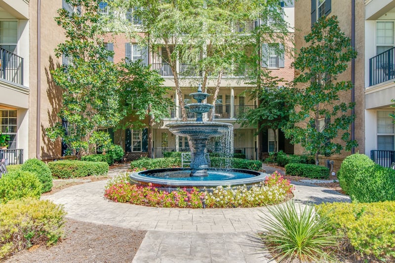 309 Seven Springs Way #402, Brentwood, TN 37027