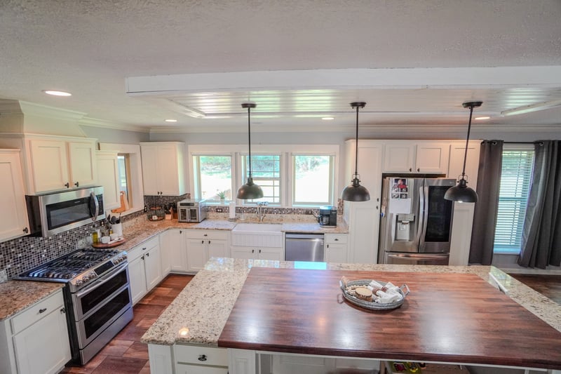 137 Hawkins Rd, Westmoreland, TN 37186