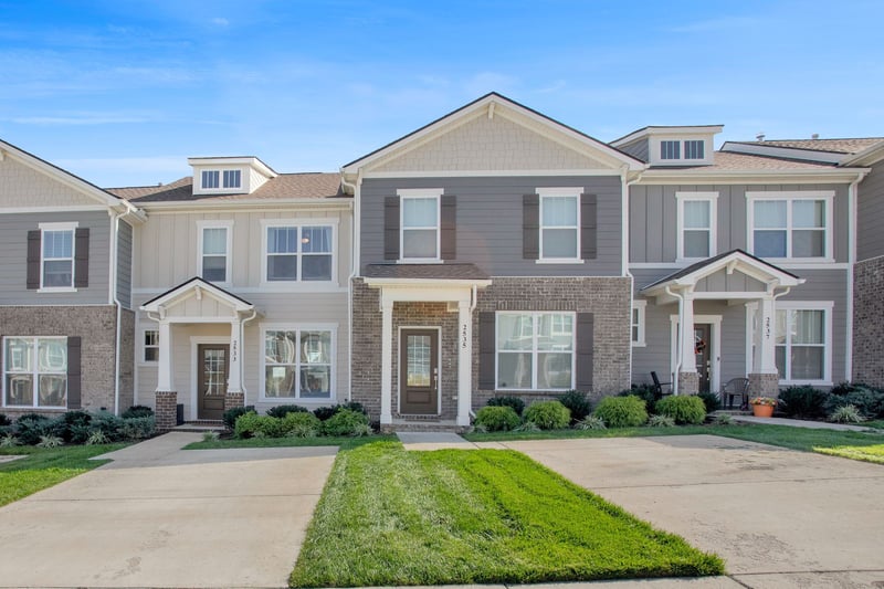 2533 Drumwright Way, Columbia, TN 38401