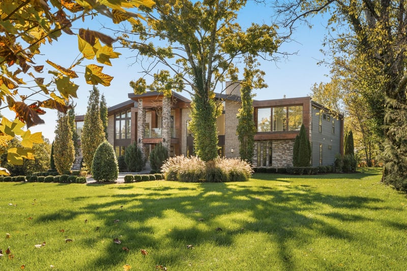 869 Battery Ln, Nashville, TN 37220