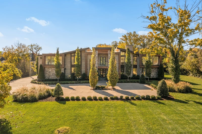 869 Battery Ln, Nashville, TN 37220