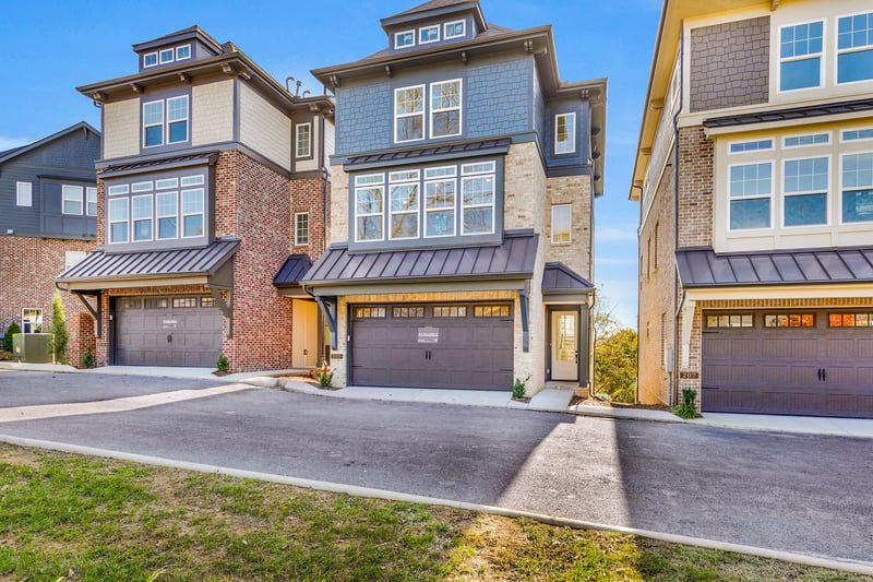 205 Daydreamer Ln, Nashville, TN 37206