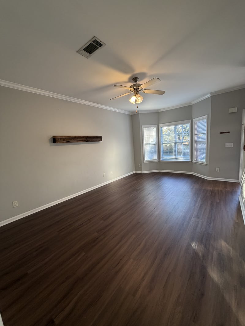 906 Cashmere Dr, Thompsons Station, TN 37179