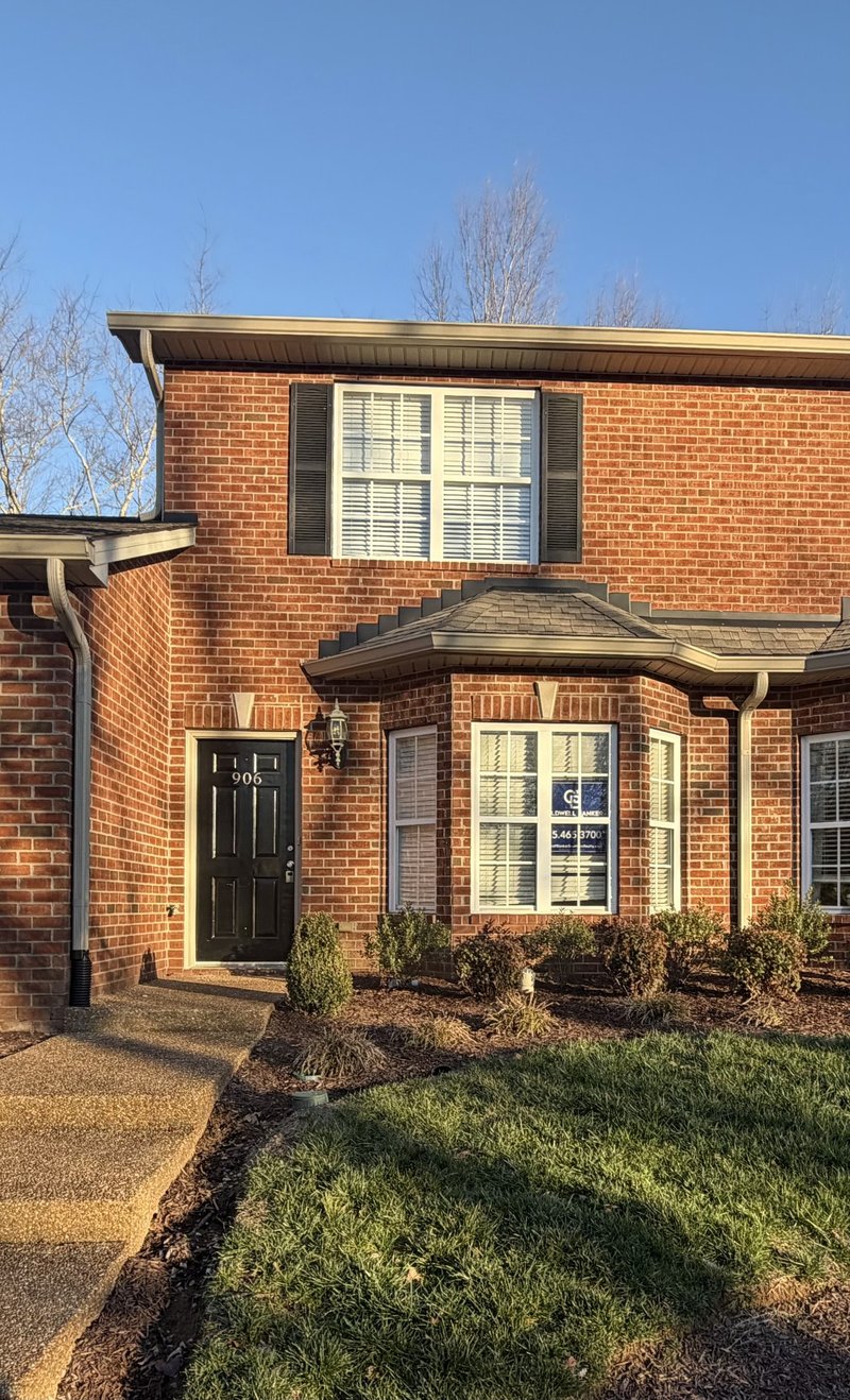 906 Cashmere Dr, Thompsons Station, TN 37179