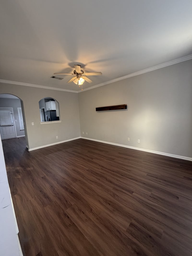 906 Cashmere Dr, Thompsons Station, TN 37179