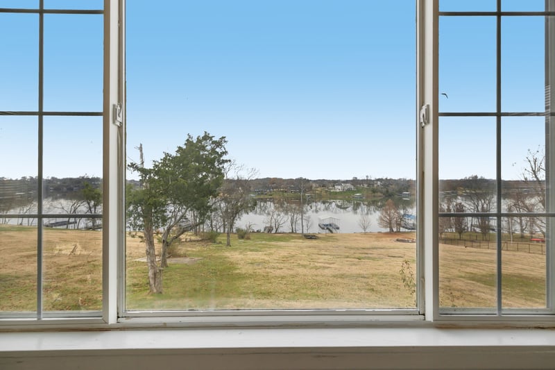 1108 Lock 4 Rd, Gallatin, TN 37066