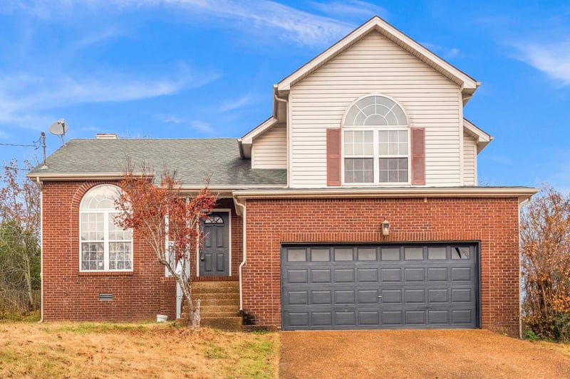 4305 Winton Dr, Antioch, TN 37013