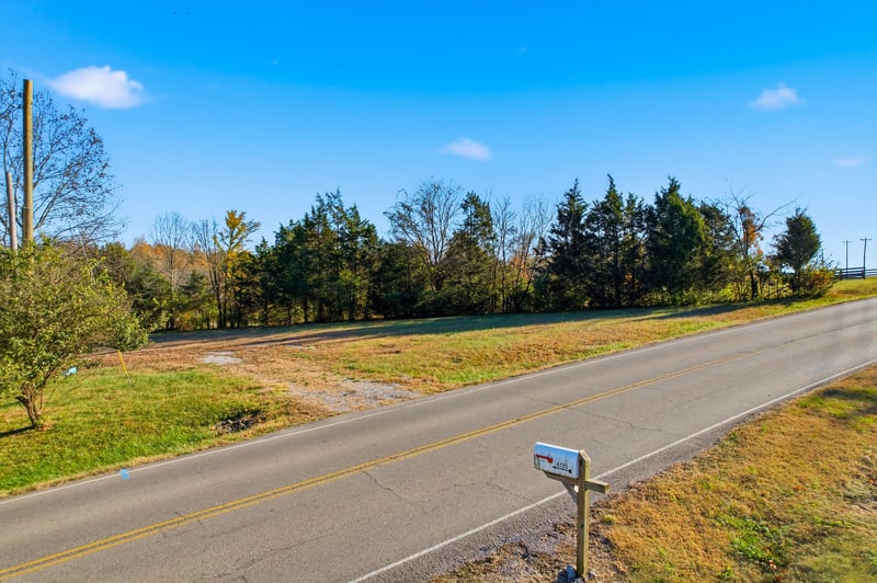 6135 Beckwith Rd, Mount Juliet, TN 37122