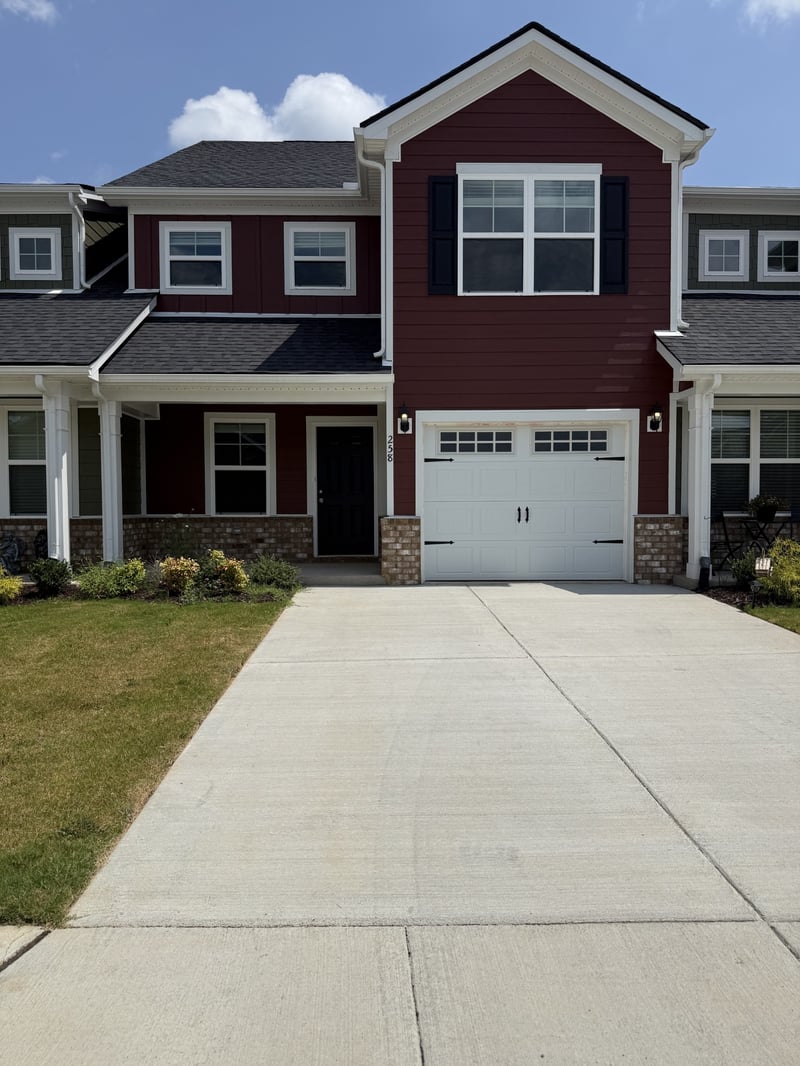 258 Selesia Ln, Pleasant View, TN 37146