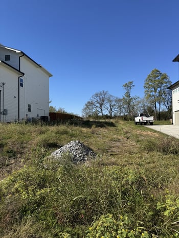 1527 E Stewarts Ln, Nashville, TN 37218