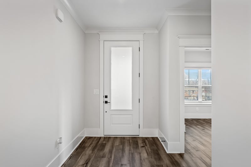 737 Brownlow Rd, White House, TN 37188