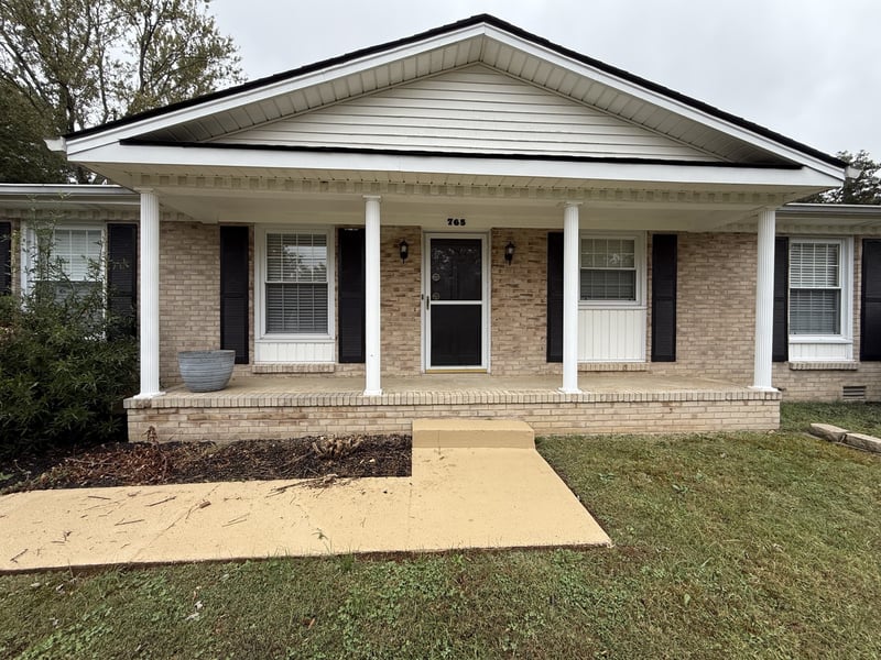 765 Myhr Dr, Nashville, TN 37221